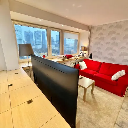 Love Metro Wifi 300Mbs 65'Tv Netflix Hbo Appletv+ Warsaw Exterior photo